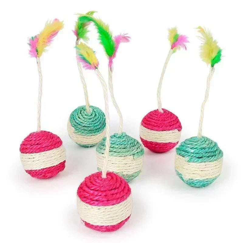 Bola de Arranhar Sisal com Penas: Brinquedo Interativo para Gatos